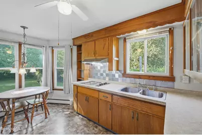 380 Cheshire Rd, Pittsfield, MA 01201 - Photo 10
