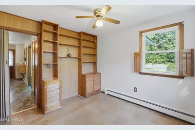 380 Cheshire Rd, Pittsfield, MA 01201 - Photo 18