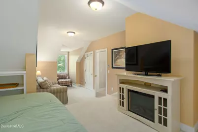 3 Cornwall Dr, Great Barrington, MA 01230 - Photo 48