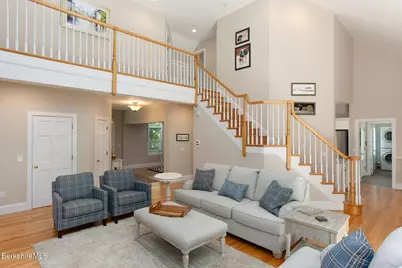 3 Cornwall Dr, Great Barrington, MA 01230 - Photo 10