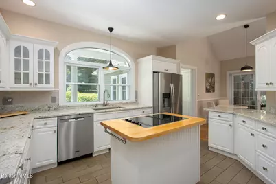 3 Cornwall Dr, Great Barrington, MA 01230 - Photo 18