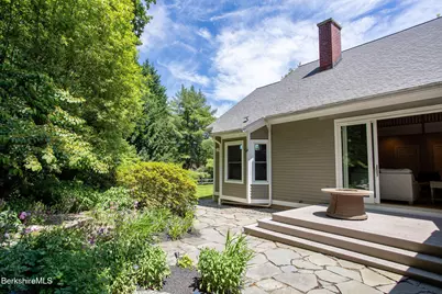 3 Cornwall Dr, Great Barrington, MA 01230 - Photo 10