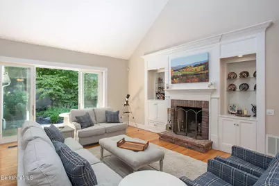 3 Cornwall Dr, Great Barrington, MA 01230 - Photo 12