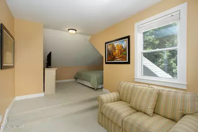 3 Cornwall Dr, Great Barrington, MA 01230 - Photo 46