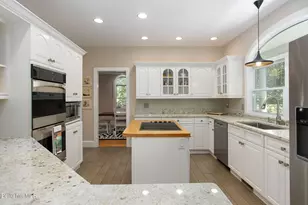 3 Cornwall Dr, Great Barrington, MA 01230 - Photo 16