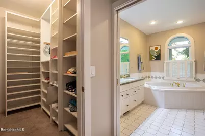 3 Cornwall Dr, Great Barrington, MA 01230 - Photo 42