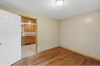 688 Cheshire Rd, Lanesborough, MA 01237 - Photo 18