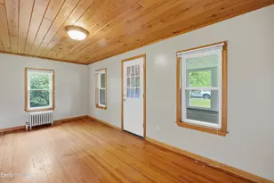 688 Cheshire Rd, Lanesborough, MA 01237 - Photo 10