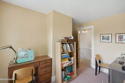 1121 North St, Pittsfield, MA 01201 - Photo 32