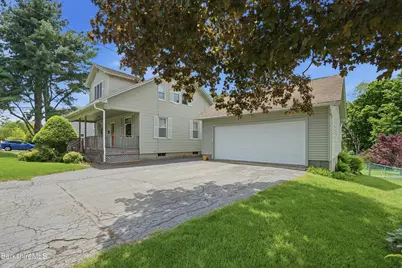 1121 North St, Pittsfield, MA 01201 - Photo 2