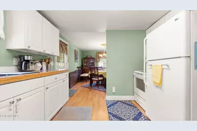 221 Corinth St, North Adams, MA 01247 - Photo 12