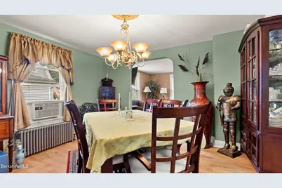 221 Corinth St, North Adams, MA 01247 - Photo 8