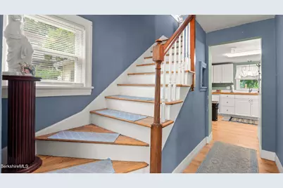 221 Corinth St, North Adams, MA 01247 - Photo 18