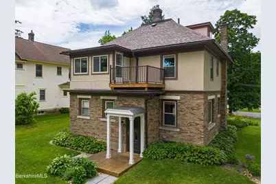 81 Northumberland Rd, Pittsfield, MA 01201 - Photo 2