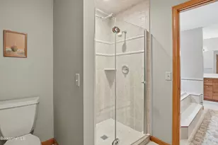 36 Meadow Ridge Dr, Pittsfield, MA 01201 - Photo 34