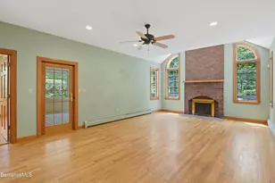 36 Meadow Ridge Dr, Pittsfield, MA 01201 - Photo 14