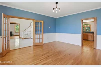 36 Meadow Ridge Dr, Pittsfield, MA 01201 - Photo 12
