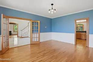 36 Meadow Ridge Dr, Pittsfield, MA 01201 - Photo 12