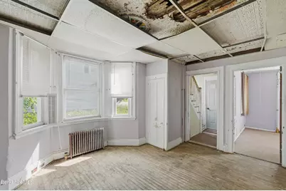 110 Elizabeth St, Pittsfield, MA 01201 - Photo 16