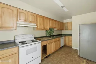 110 Elizabeth St, Pittsfield, MA 01201 - Photo 28