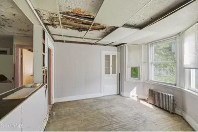 110 Elizabeth St, Pittsfield, MA 01201 - Photo 18