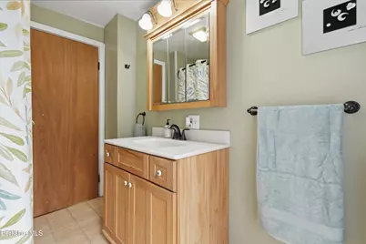 33 Orchard St, Adams, MA 01220 - Photo 32