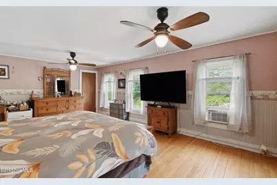 33 Orchard St, Adams, MA 01220 - Photo 34