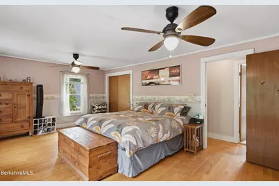 33 Orchard St, Adams, MA 01220 - Photo 32