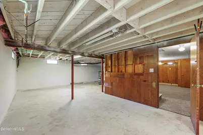 43 State St, Pittsfield, MA 01201 - Photo 34