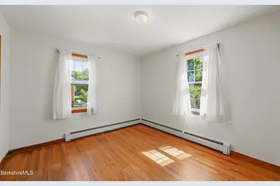 43 State St, Pittsfield, MA 01201 - Photo 20
