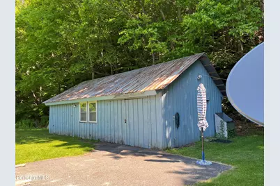 3664 Jacobs Ladder Rd, Becket, MA 01223 - Photo 12