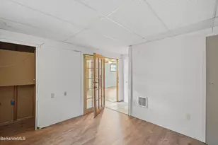 53 Off South St, Hinsdale, MA 01235 - Photo 20