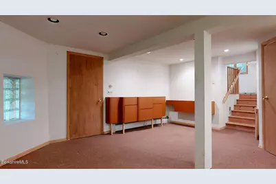 38 Hubbard St, Lenox, MA 01240 - Photo 18