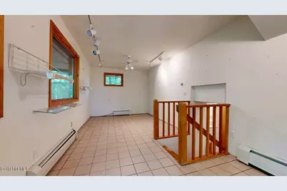38 Hubbard St, Lenox, MA 01240 - Photo 10