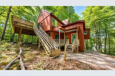 38 Hubbard St, Lenox, MA 01240 - Photo 2