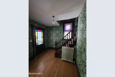 36 Chase Ave, North Adams, MA 01247 - Photo 8