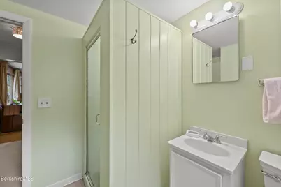 16 Trova Ter, Pittsfield, MA 01201 - Photo 40