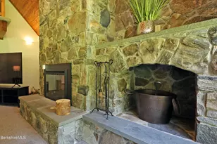 707 Benton Hill Rd, Becket, MA 01223 - Photo 12