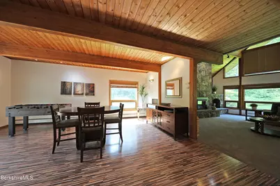 707 Benton Hill Rd, Becket, MA 01223 - Photo 20