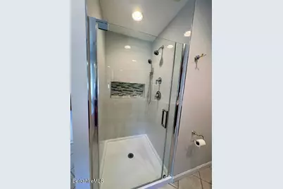 52 Cecelia Ter, Pittsfield, MA 01201 - Photo 34