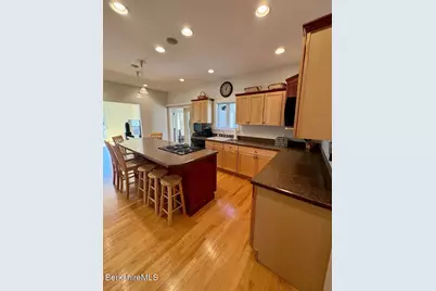 52 Cecelia Ter, Pittsfield, MA 01201 - Photo 20