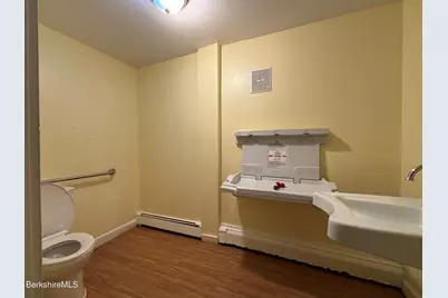 60 Cottage St, Great Barrington, MA 01236 - Photo 36