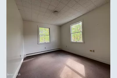 60 Cottage St, Great Barrington, MA 01236 - Photo 20