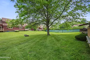 46 Lower Windflower Wy, Williamstown, MA 01267 - Photo 24