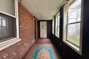 319 Fenn St, Pittsfield, MA 01201 - Photo 6