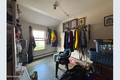 319 Fenn St, Pittsfield, MA 01201 - Photo 32
