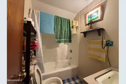 319 Fenn St, Pittsfield, MA 01201 - Photo 34