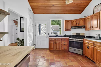 224 Boardman St, Sheffield, MA 01257 - Photo 16