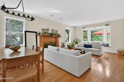 224 Boardman St, Sheffield, MA 01257 - Photo 10