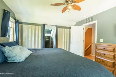 38 Velma Ave, Pittsfield, MA 01201 - Photo 14
